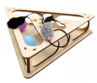 ECOPET Открытая игровая платформа для кошек "Треугольник"-M с шариками и игрушкой Размер:26х23х5,1см